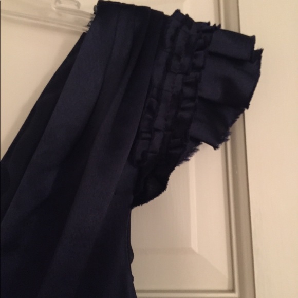 Sophisicated navy fitted dress - Picture 2 of 3